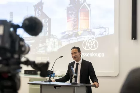 Weltpremiere Duisburg