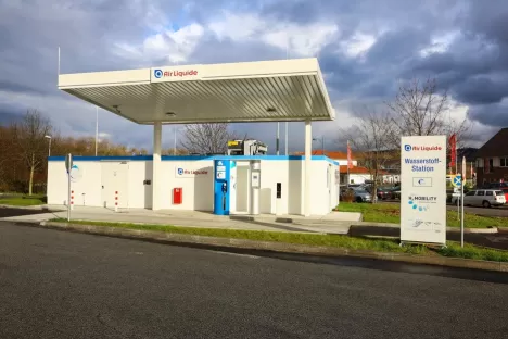 WASSERSTOFF TANKEN