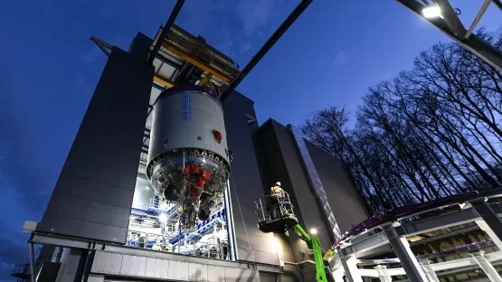 Integration Oberstufe (Foto: DLR Fotomedien)