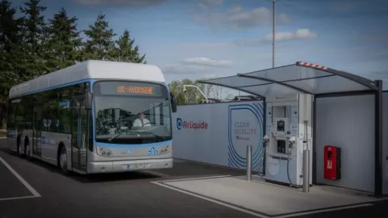 Wasserstoff Bus Tankstelle