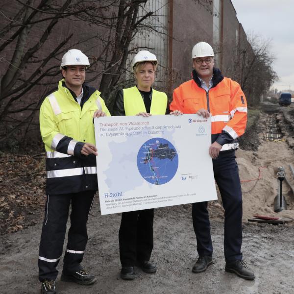 Mona Neubaur weiht Wasserstoff-Pipeline von Air Liquide zum Stahlwerk von thyssenkrupp in Duisburg ein