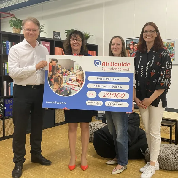 Air Liquide unterstützt Ukrainisches Haus – 20.000 Euro für Kinderzentrum in Dresden