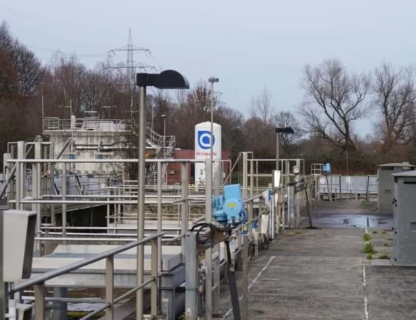 Anlage zur Wasserbehandlung mit Ozon