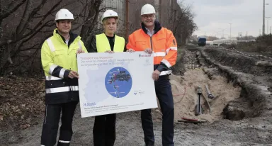 Mona Neubaur weiht Wasserstoff-Pipeline von Air Liquide zum Stahlwerk von thyssenkrupp in Duisburg ein