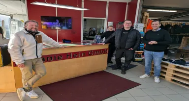 Melanie Hein distributor